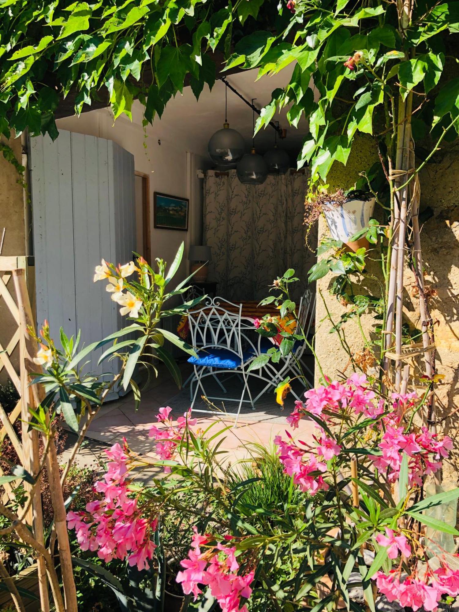 La Maison Vigne Vierge Лаграс Екстериор снимка